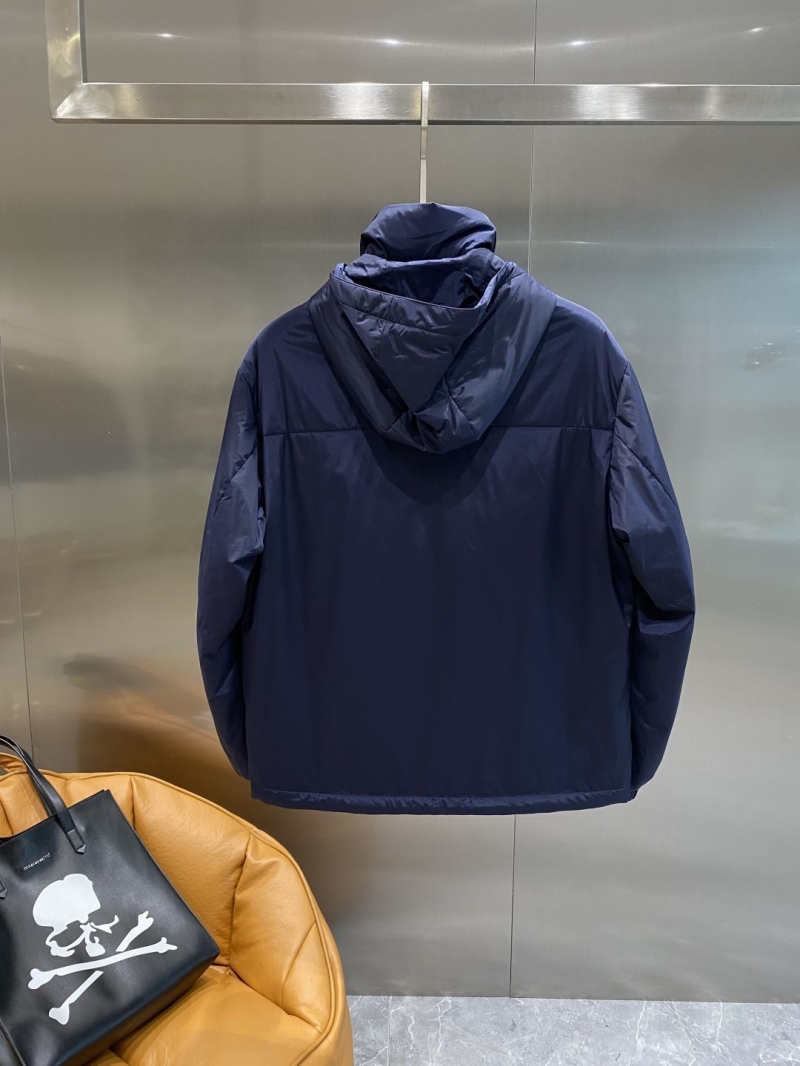 Pra*a outwear